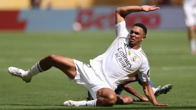 Trent Alexander-Arnold เทรนต์ อเล็กซานเดอร์-อาร์โนลด์