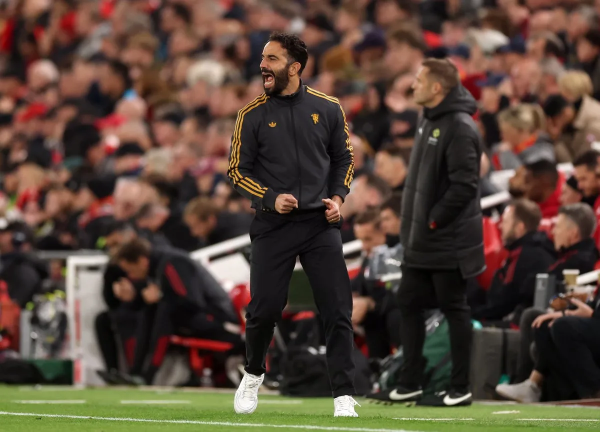 Manchester United แมนเชสเตอร์ ยูไนเต็ด