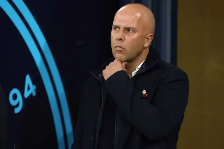 Liverpool manager Arne Slot