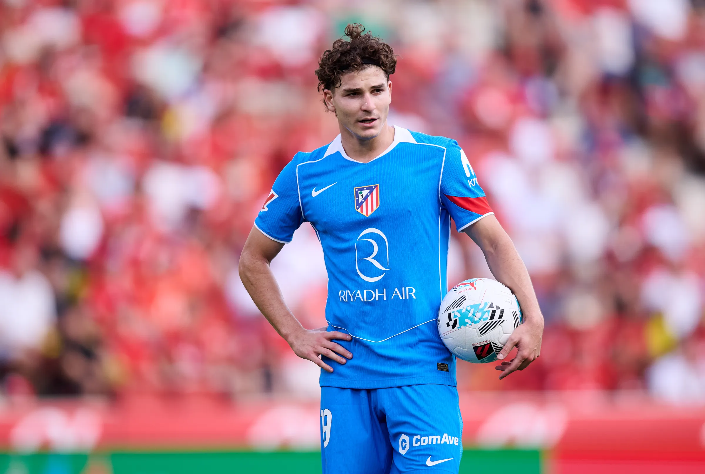 Julian Alvarez's transfer priority revealed as Arsenal and Chelsea circle