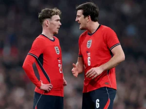 แม็กไกวร์คืนทัพสิงโต! ไมนูคัมแบ็กในรอบ 566 วัน พร้อมเครดิตคาร์ริค