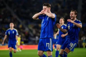 "เกียวเคเรส" แฮตทริก! สวีเดนทุบยูเครน 3-1 ลิ่วชิงตั๋วนัดชิงกับแอลเบเนีย