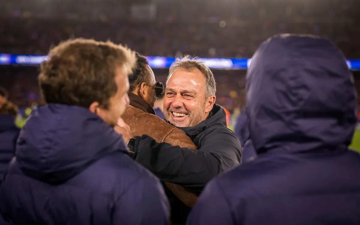 ฮันซี่ ฟลิค กุนซือบาร์เซโลน่า ยกย่องลูกทีมเล่นได้สุดยอดในครึ่งหลังเกมถล่มนิวคาสเซิล 7-2