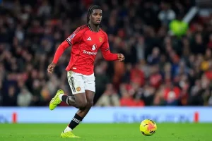 เอเดน เฮฟเว่น เผยเคล็ดลับติวเข้ม! ยก อีแวนส์-วู้ดเกต ปั้นแนวรับผีแดง