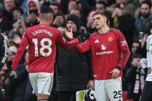 แมนเชสเตอร์ ยูไนเต็ด วางแผนผ่าตัดแดนกลางครั้งใหญ่ เตรียมปล่อย มานูเอล อูการ์เต้