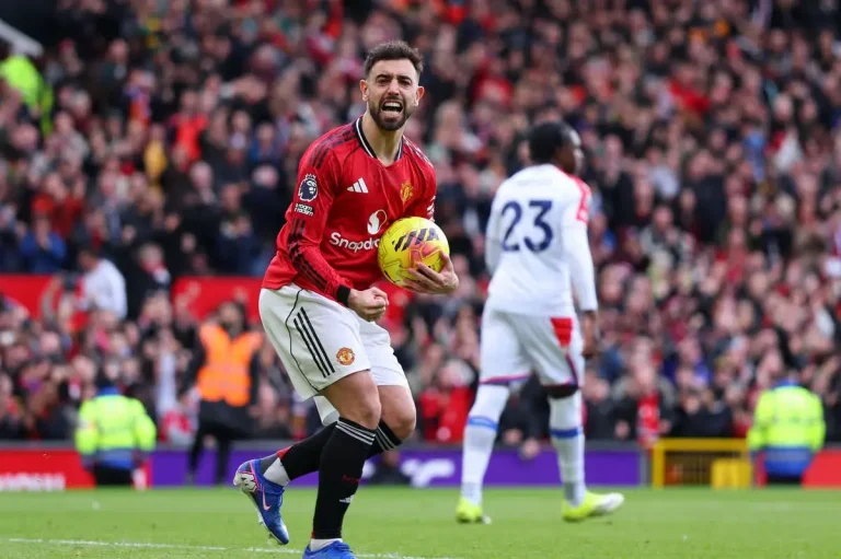 ปีศาจแดงรัวแซงพาเลซ 2-1 ผงาดขึ้นอันดับ 3 ตารางพรีเมียร์ลีก 2026