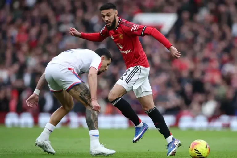 ข่าวร้ายซ้ำสอง! มาซราอุย เดี้ยงเพิ่มเซ่นพ่ายสาลิกา แนวรับปีศาจแดงวิกฤต - ข่าวแมนยู ล่าสุด