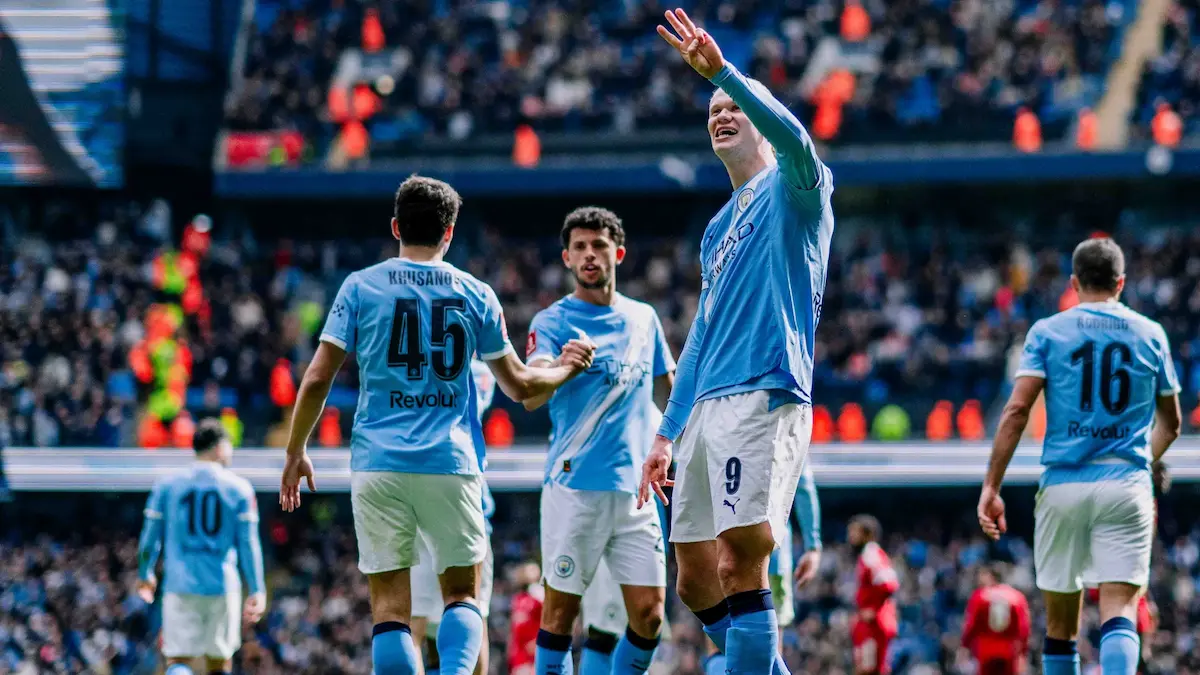 ฮาลันด์ ซัดแฮตทริกพาทีมสร้างประวัติศาสตร์เข้าชูรอบรองฯ เอฟเอ คัพ 8 ปีติดต่อกัน